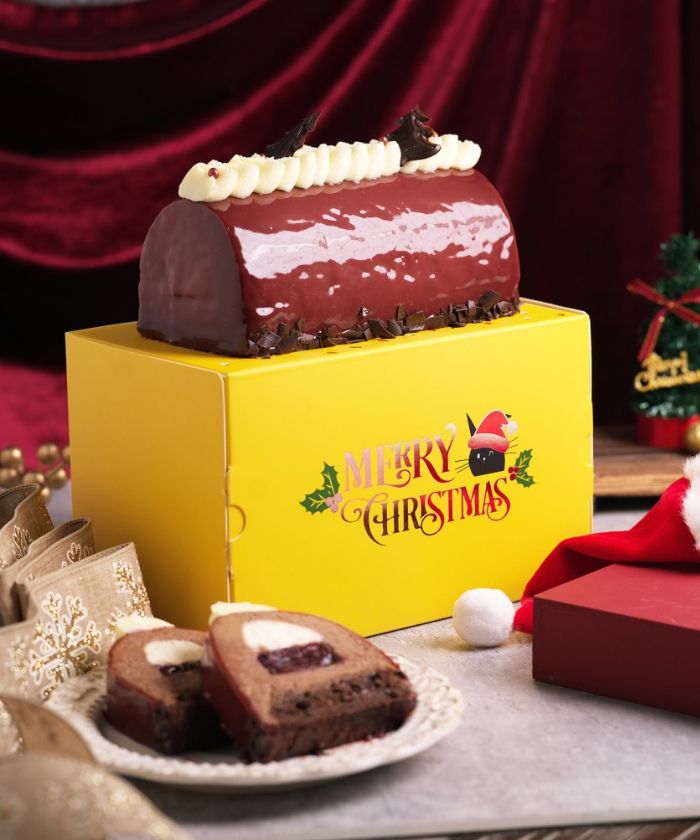 Ring in the Most Magical Time of the Year with the New Black Forest Log Cheesecake from Cat & the Fiddle