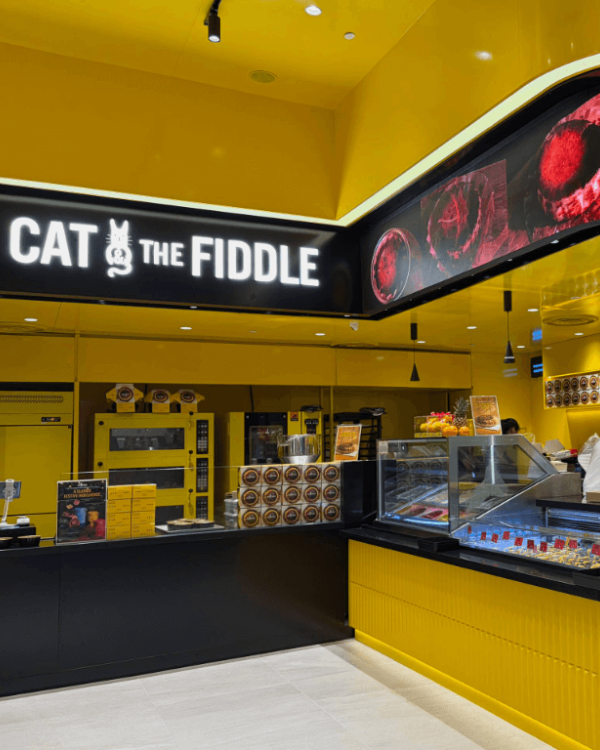 Cat & the Fiddle Introduces Hot Basque Cheesecake & New Dine-In Cafe at Westgate