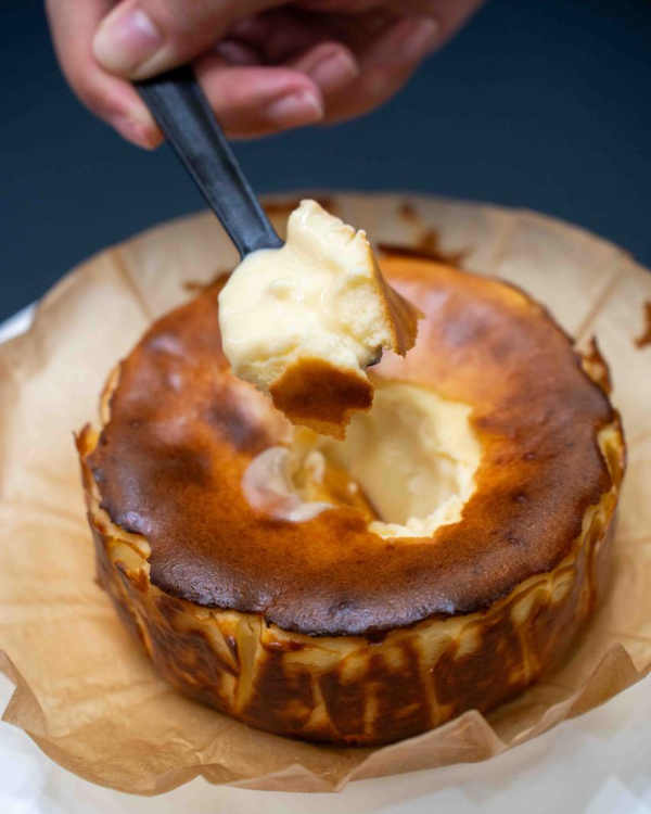 VIRAL OOZING MOLTEN BASQUE CHEESECAKES FROM CAT & THE FIDDLE ARE FRESHLY-BAKED TO ORDER!