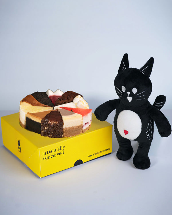 Fickle Feline (NEW) + Cat Plushie (S) Bundle