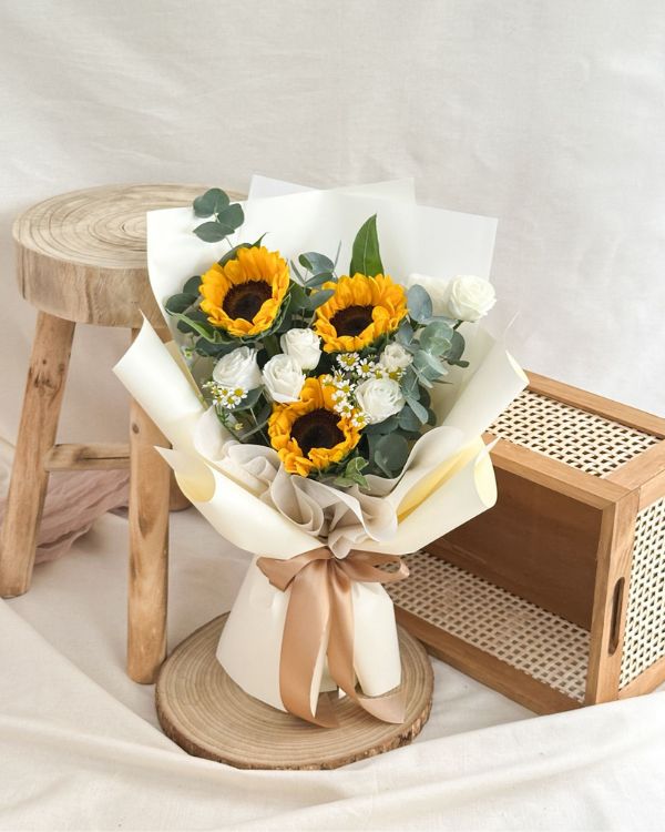 Sunflower Bouquet (Fresh Flowers)